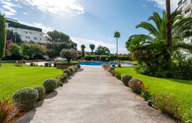 Revente - Apartment - Calvià - Puerto Portals