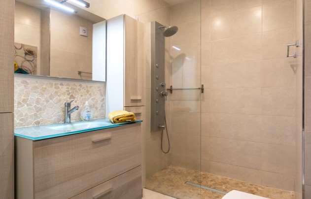 Revente - Apartment - Calvià - Puerto Portals