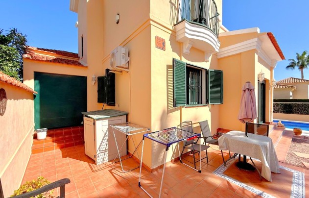Resale - Villa - Orihuela Costa - Los Dolses
