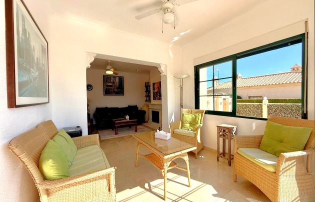 Resale - Villa - Orihuela Costa - Los Dolses