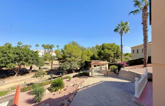 Resale - Villa - Orihuela Costa - Los Dolses