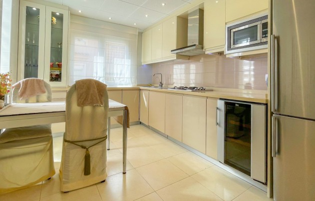 Resale - Villa - Torrevieja - Cabo Cervera