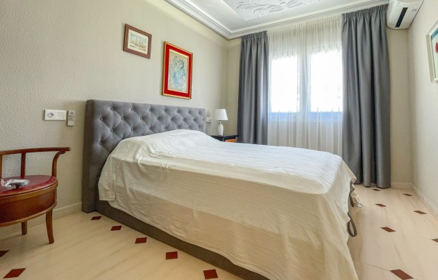 Resale - Villa - Torrevieja - Cabo Cervera