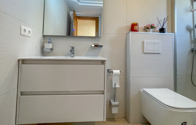 Resale - Villa - Torrevieja - Cabo Cervera
