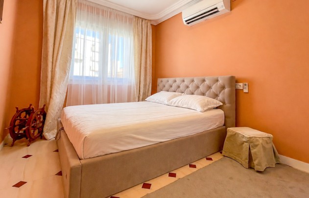 Resale - Villa - Torrevieja - Cabo Cervera