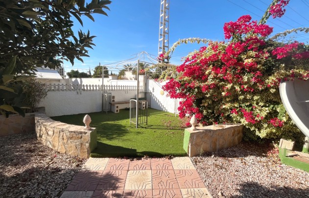Revente - Villa - Ciudad Quesada