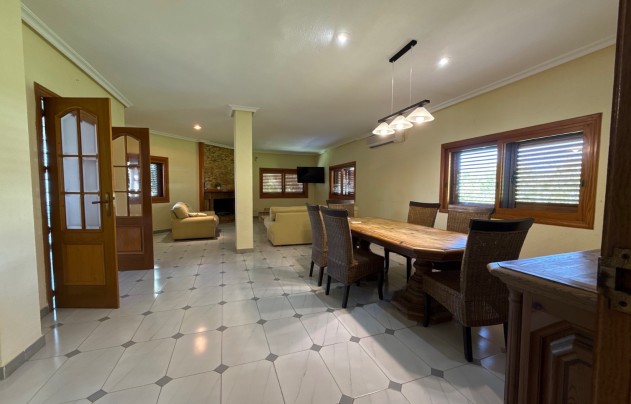 Resale - Villa - Dehesa de Campoamor - Dehesa de campoamor