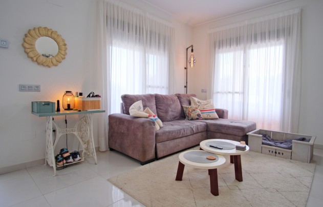 Revente - Commercial (Freehold) - Dolores - Dolores - Country