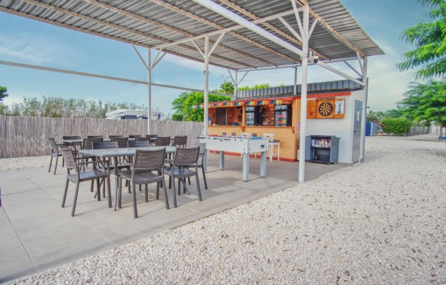 Revente - Commercial (Freehold) - Dolores - Dolores - Country