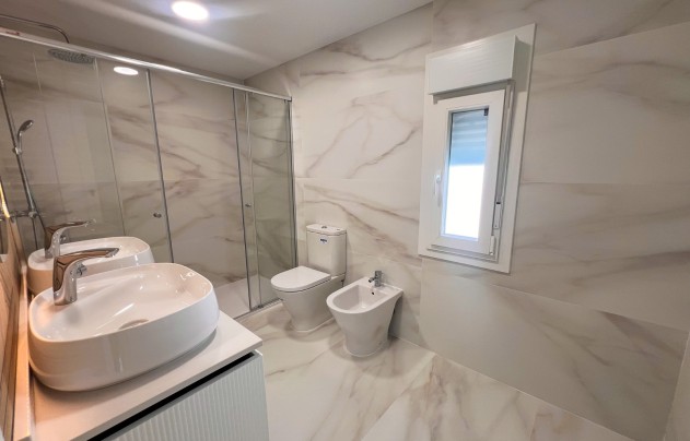 Revente - Villa - Torrevieja - Los Balcones