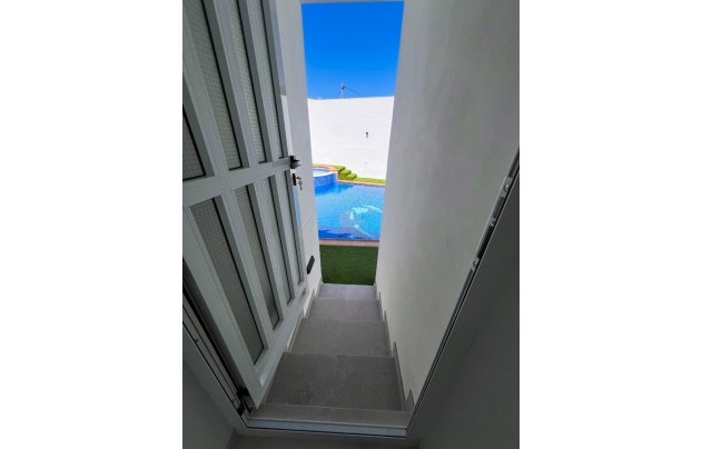 Revente - Villa - Torrevieja - Los Balcones