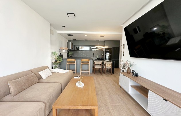 Resale - Townhouse / Terraced House - Torrevieja - Aguas Nuevas