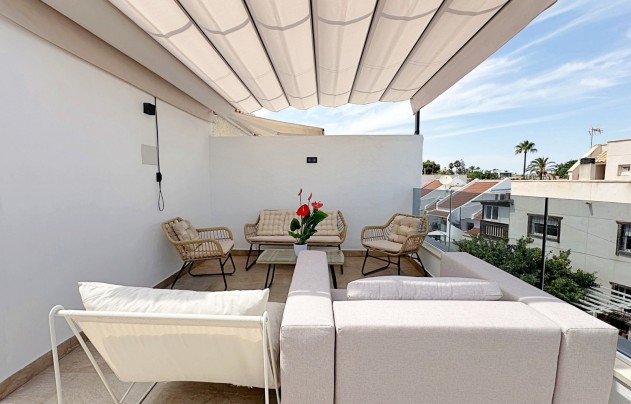 Resale - Townhouse / Terraced House - Torrevieja - Aguas Nuevas