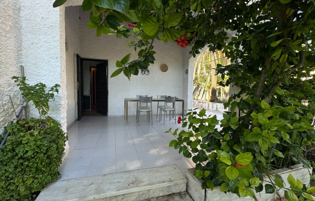 Revente - Villa - Orihuela Costa - Punta Prima