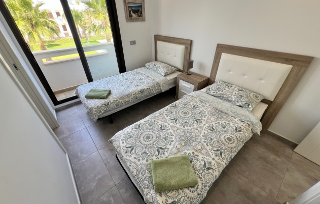 Resale - House - Torre de la Horadada