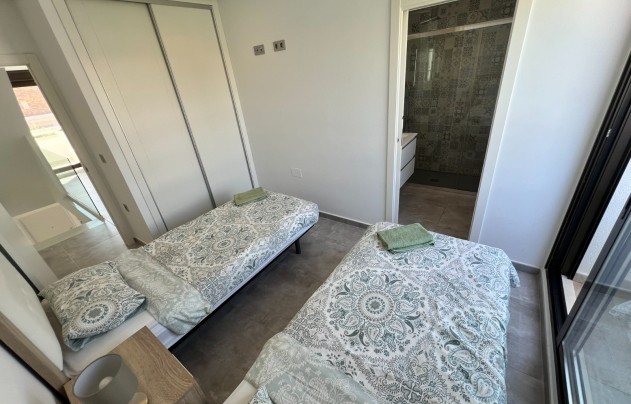 Resale - House - Torre de la Horadada