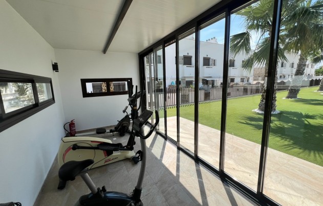 Resale - House - Torre de la Horadada