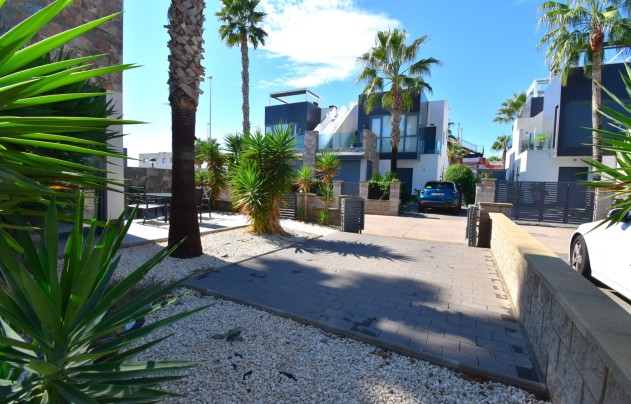 Revente - Villa - Orihuela Costa - Lomas De Cabo Roig