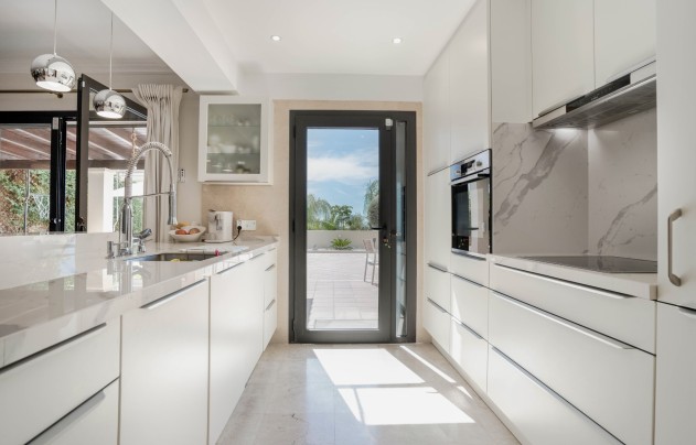 Resale - House - Benahavis