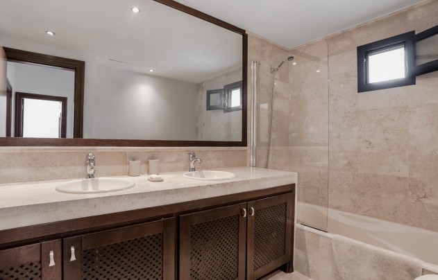 Resale - House - Benahavis