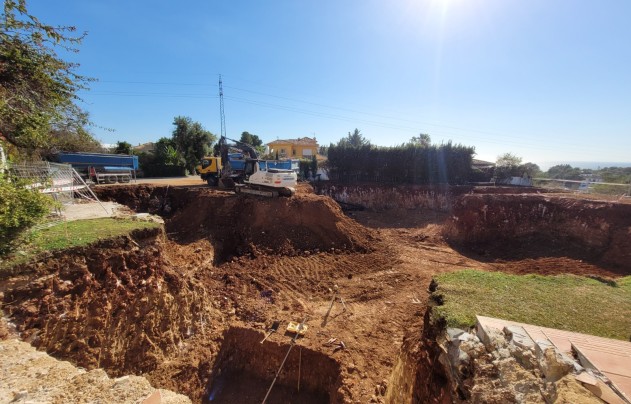 Resale - Villa - Marbella