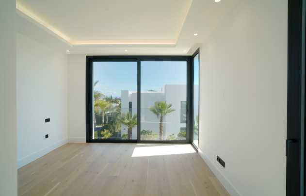 Resale - Villa - Benahavis