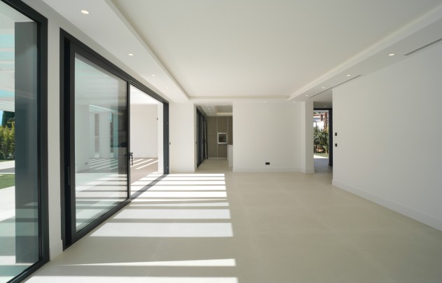 Resale - Villa - Benahavis