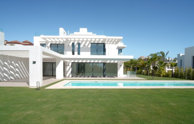 Resale - Villa - Benahavis