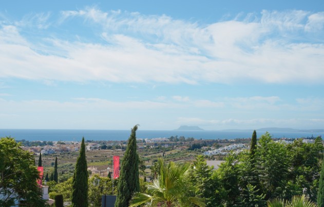 Resale - Villa - Benahavis