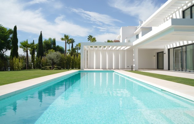 Resale - Villa - Benahavis