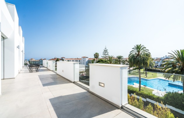 Resale - Villa - Marbella - Nueva Andalucía