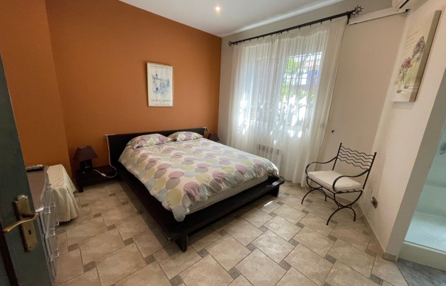 Resale - Villa - Mijas