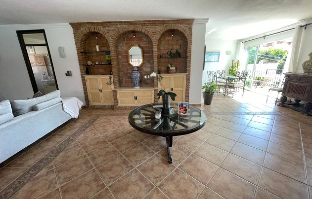 Resale - Villa - Mijas