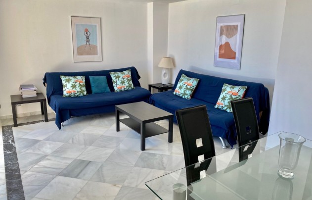 Resale - Apartment - Marbella - Puerto Banús