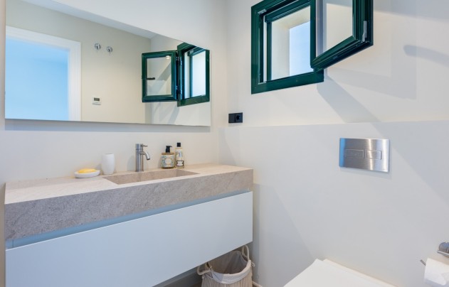 Resale - Apartment - Benahavis