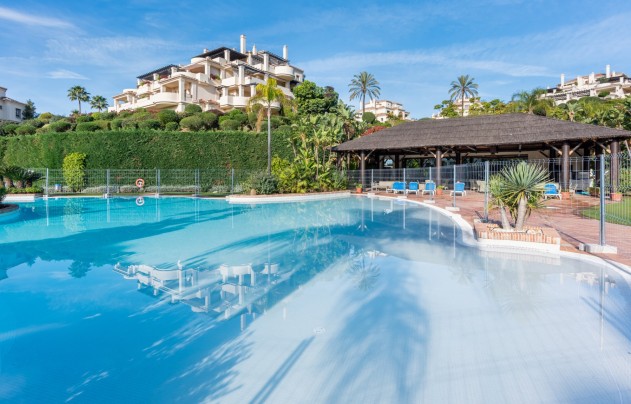 Resale - Apartment - Benahavis
