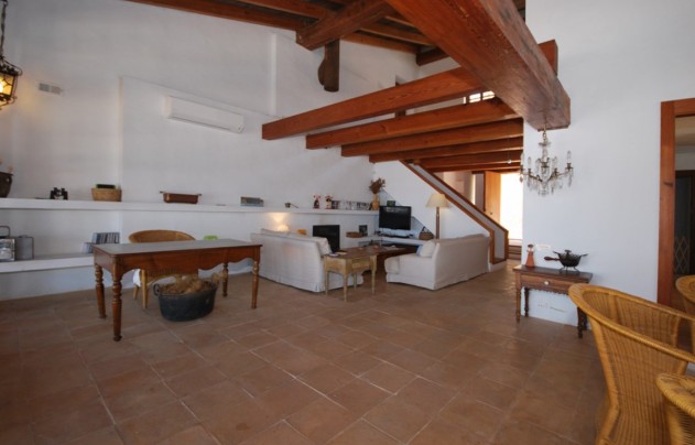 Resale - Villa - Moraira - Benimeit