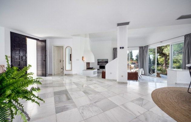 Reventa - Villa - Marbella - Nueva Andalucía