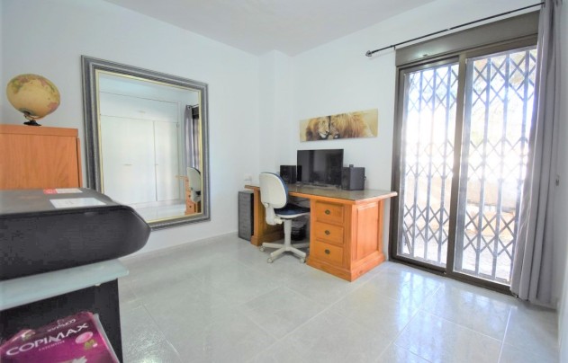 Resale - Villa - Orihuela Costa - Villamartín