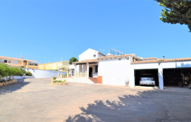 Revente - Villa - Orihuela Costa - Villamartín