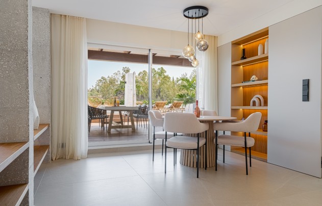 Resale - Apartment - Benahavis - Puerto de los Almendros