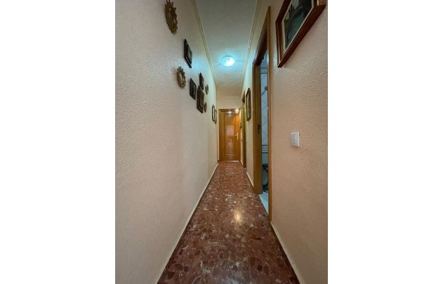 Resale - Apartment - Torrevieja