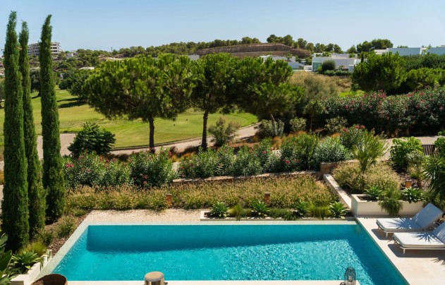 Resale - Villa - Orihuela - Las Colinas golf