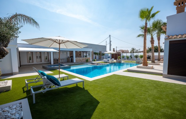 Resale - Villa - Avileses