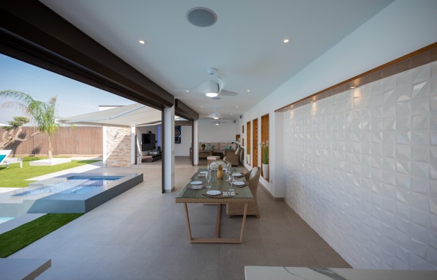 Resale - Villa - Avileses