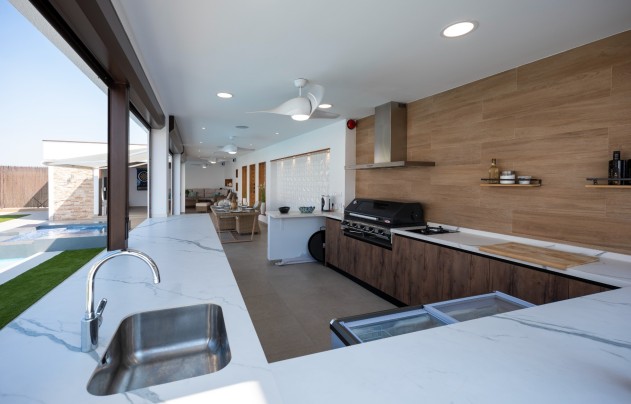 Resale - Villa - Avileses