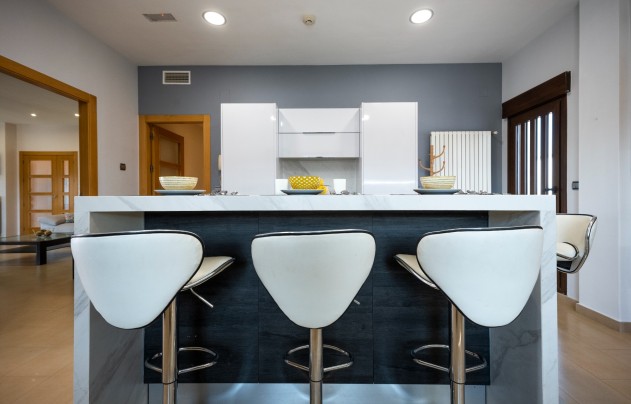 Resale - Villa - Avileses