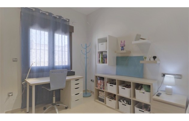 Resale - Villa - Avileses