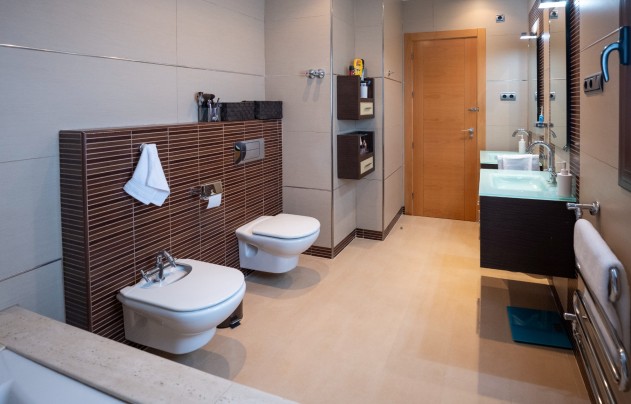 Resale - Villa - Avileses