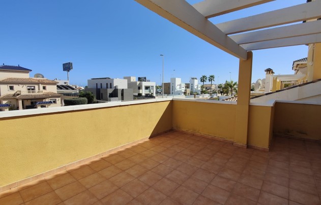 Resale - Villa - Orihuela Costa - La Zenia